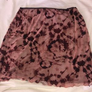 Pretty Little Thing pink mini skirt